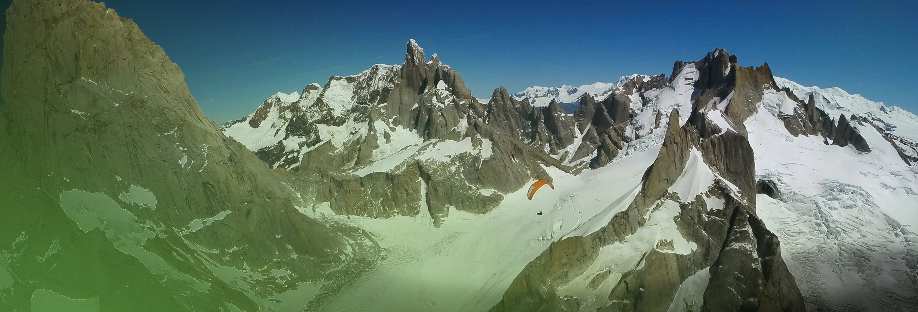 The Artik 5 makes the first ever paraglider traverse of Mount Fitz Roy