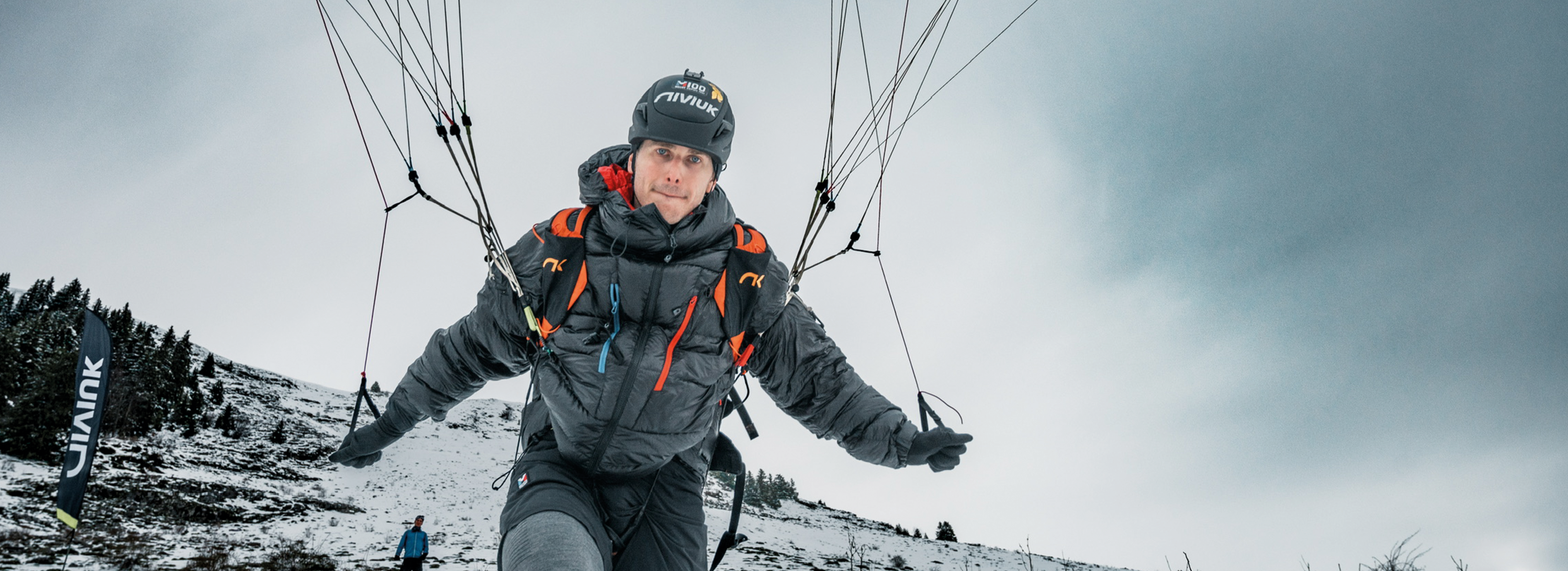 Pilot Tanguy Renaud-Goud sets a Hike & Fly world record with the Kode P