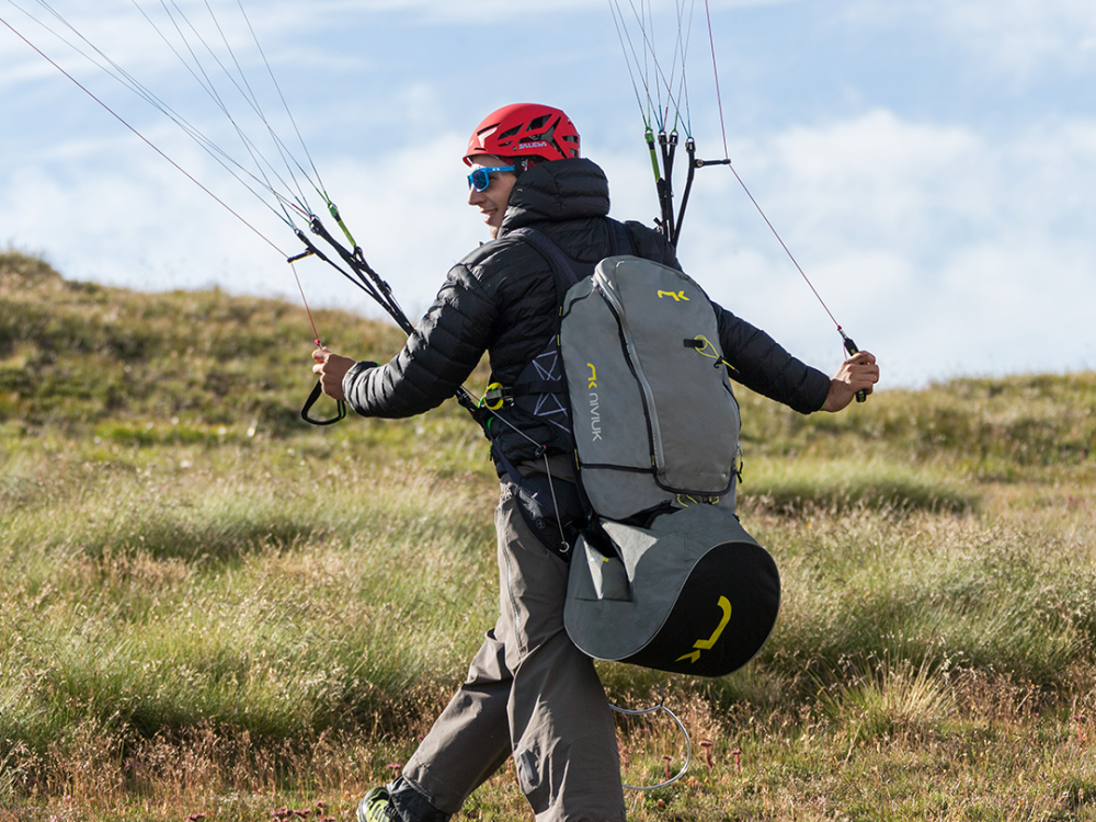 What is the best protection in a paragliding harness?