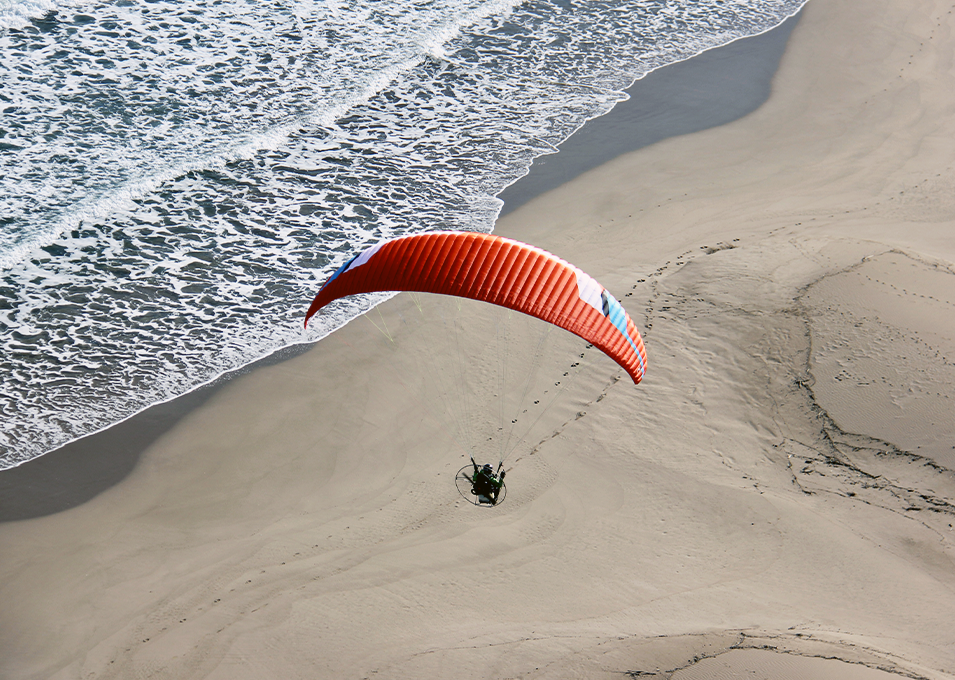 Paramotor-Gleitschirm Fortschritt Cross Country Niviuk Qubik 2