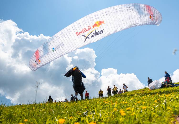 Niviuk x Red Bull X-Alps 2025: Presentación del equipo de vuelo