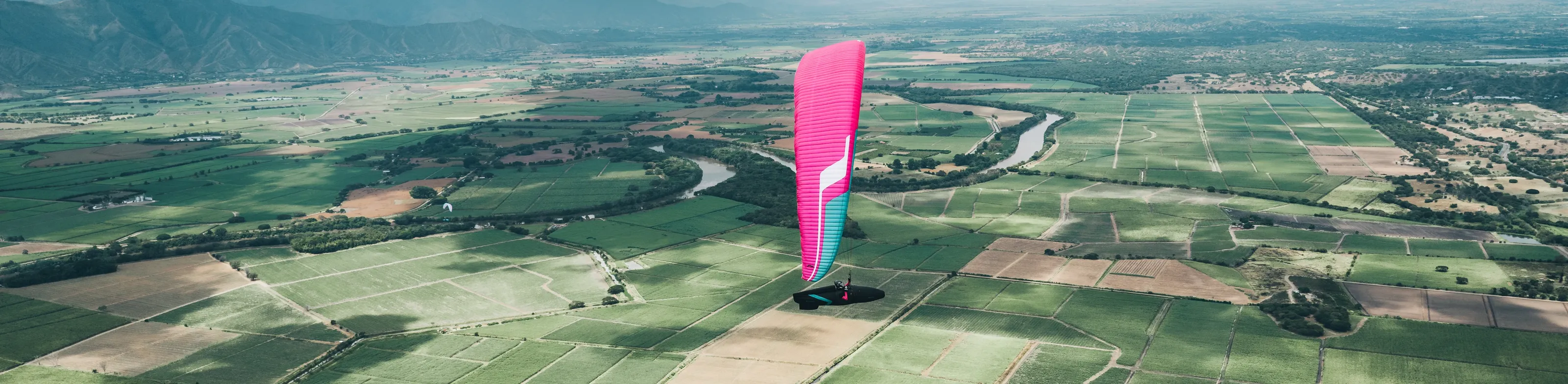 El Niviuk Open llega a Pegalajar, una competición de parapente de alto nivel